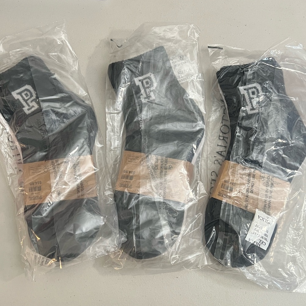 Victoria's Secret Black and White Logo Crew Socks - Picture 2 of 2